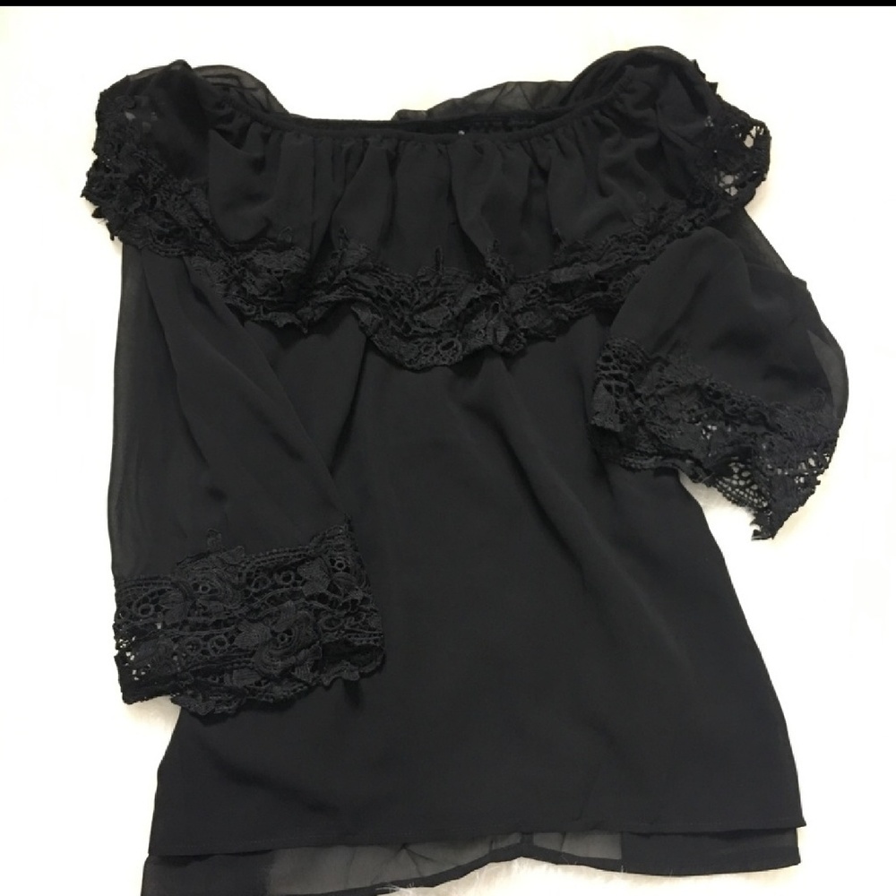 She + Sky Off the Shoulder Lace Top